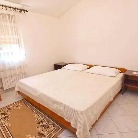 Borik 996 Apartment Pula