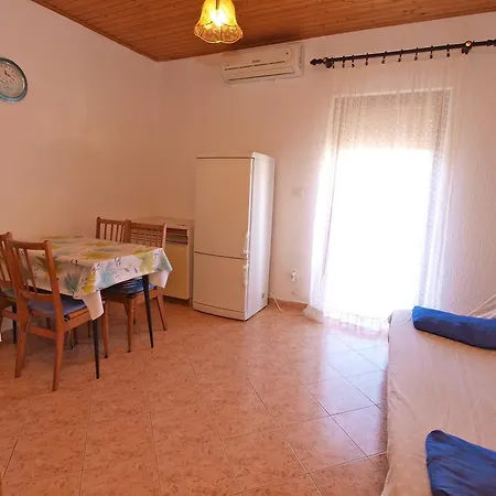 Borik 996 Apartment *